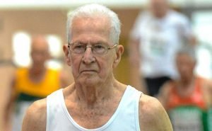 At 90, Earl Fee thinks he'll remain the oldest man to beat his age in the 400-meter dash.